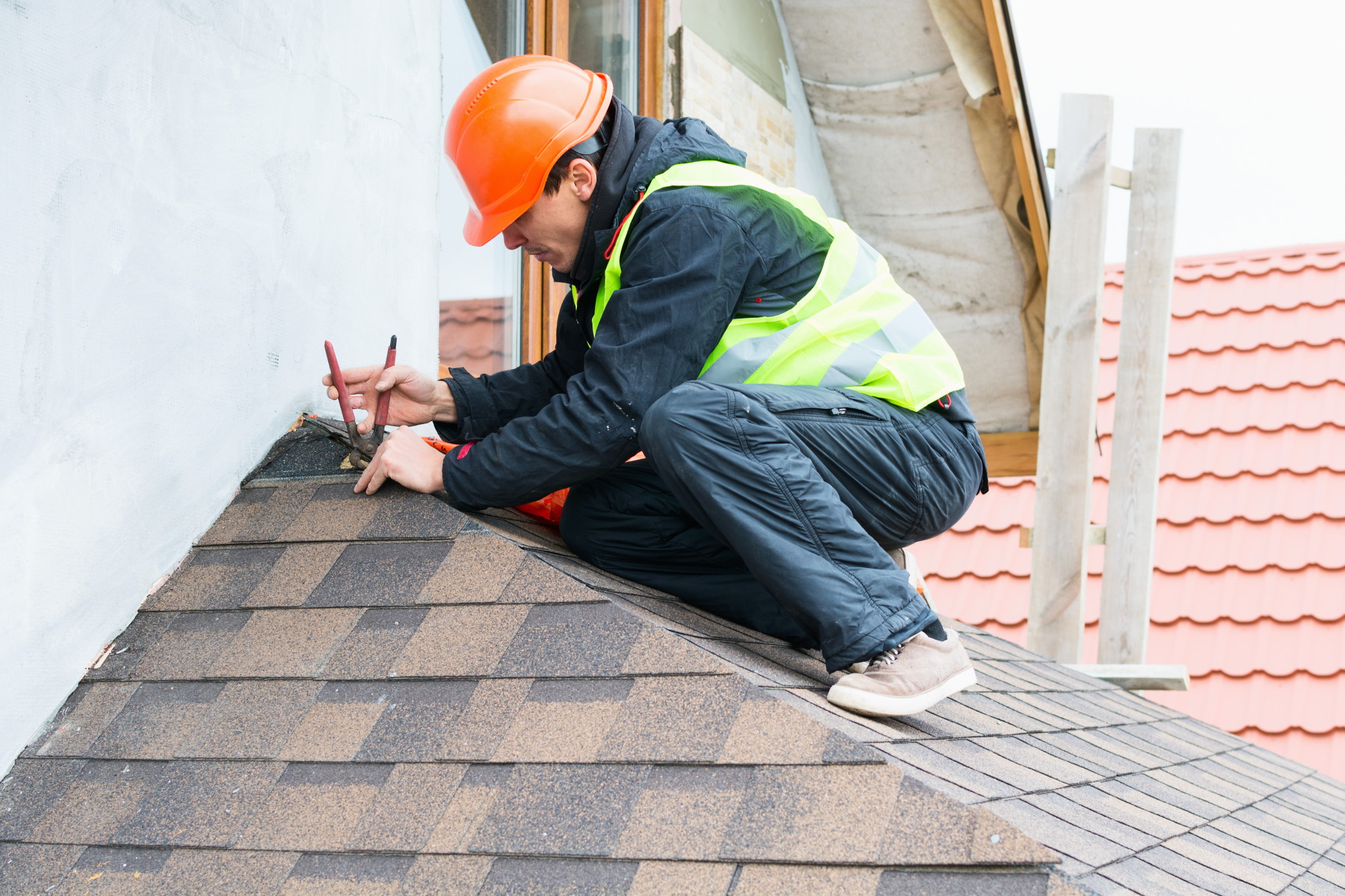 Roof Repair in Frisco, TX: Ensuring Your Home’s Protection and Longevity